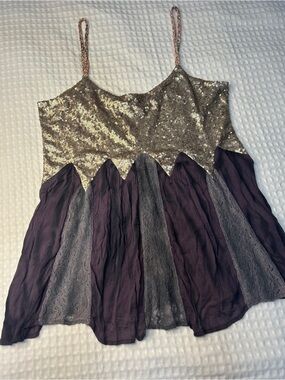 gimmicks by BKE Gold Sequin & Purple Lace and Silk Spaghetti Strap Top Sz. L
